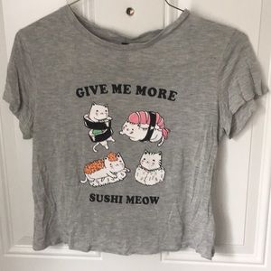 Cute crop top! Sushi kitties. Wore it only once